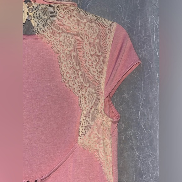 Pink Lace Open-Back A-line Dress - Picture 10 of 14